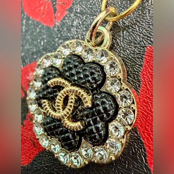 👑✅PRICE FIRM✅ Bejeweled Key Chain or Purse Charm. NWOT - Picture 9 of 16